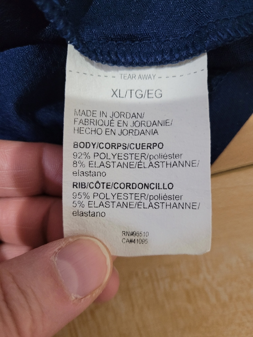 Under Armour men's size XL navy blue polo shirt - Picture 3 of 6